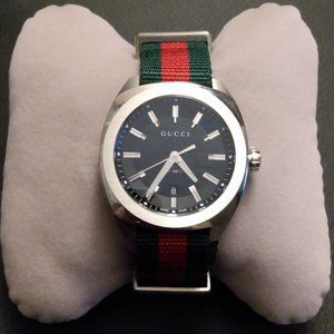 Gucci  (  Black Dial Green and Red Nylon Watch )